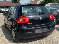 używany VW Golf V 1.9dm 105KM 2007r. 220 000km