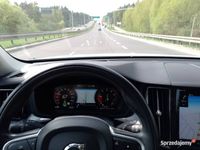 używany Volvo XC60 II T6 Momentum, 320 KM, AWD 4X4, Panorama, 20 cali, biała perła