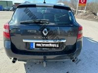 Używany Renault Laguna III 173 KM (127 kW) 2014 Biały Kombi