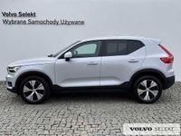 Używany Volvo XC40 197 KM (144 kW) 2022 Srebrny SUV