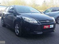 używany Ford Focus 1.6dm 100KM 2011r. 118 000km