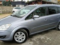 używany Opel Zafira 1.6dm 116KM 2009r. 202 386km