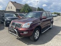 używany Toyota Land Cruiser 3dm 173KM 2007r. 174 800km