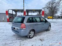 używany Opel Zafira B 1.6 benzyna 7-osobowa