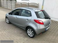 używany Mazda 2 1.3dm 86KM 2009r. 169 000km