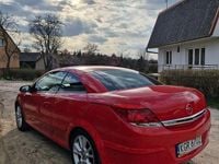 Używany Opel Astra Cabriolet 140 KM (102 kW) 2007 Czerwony Kabriolet