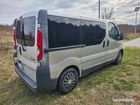 używany Renault Trafic 2.0dci passenger 9 osobowy klimatyzacja