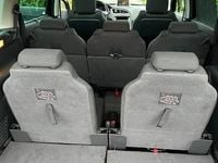 Używany Peugeot 5008 2016 Czarny Minivan