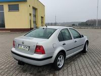 Używany VW Bora 1999 Srebrny Sedan/Limuzyna