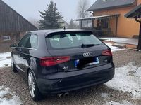 Używany Audi A3 2014 Czarny Hatchback