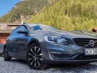 Używany Volvo V60 2017 Szary Kombi
