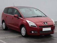 Używany Peugeot 5008 112 KM (82 kW) 2012 Czerwony Minivan
