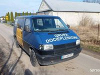 używany VW Caravelle T48 osób 2.4