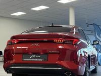 Nowe JAC J7 2025 Czerwony Sedan/Limuzyna