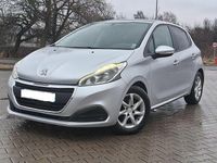 Używany Peugeot 208 2016 Srebrny Hatchback