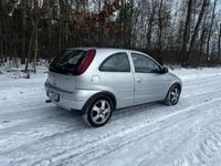 Używany Opel Corsa 60 KM (44 kW) 2006 Srebrny Hatchback