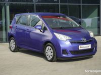 Używany Toyota Verso-S 99 KM (72 kW) 2011 Niebieski Minivan