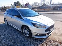 Używany Ford Focus 2018 Srebrny Hatchback
