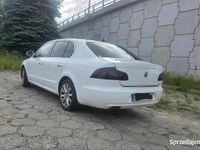 Używany Skoda Superb 2011 Biały Sedan/Limuzyna