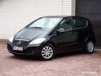 Używany Mercedes A180 115 KM (84 kW) 2010 Czarny (metalik) Hatchback