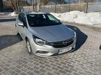 Używany Opel Astra Enjoy 125 KM (91 kW) 2019 Srebrny (metalik) Hatchback