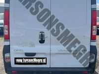 używany Opel Vivaro 2.5dm 146KM 2007r. 259 370km