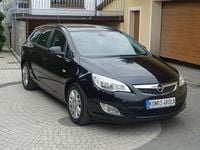 Używany Opel Astra 115 KM (84 kW) 2010 Czarny (metalik) Hatchback