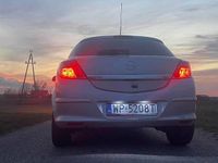 Używany Opel Astra GTC 2005 Srebrny Coupe