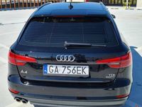 używany Audi A4 A4 2.0 TDI Quattro Sport S Tronic Matrix2.0 TDI Quattro Sport S Tronic Matrix