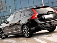 Używany Volvo V60 120 KM (88 kW) 2018 Czarny Kombi