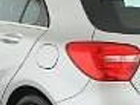 Używany Mercedes A180 Urban 109 KM (80 kW) 2015 Srebrny Hatchback