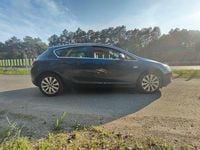 Używany Opel Astra 120 KM (88 kW) 2011 Niebieski Hatchback