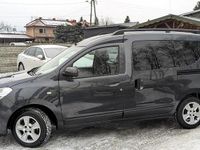 Używany Dacia Dokker 102 KM (75 kW) 2018 Grafitowy Minivan