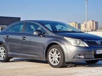 Używany Toyota Avensis 147 KM (108 kW) 2011 Szary Sedan/Limuzyna