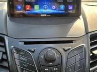 Używany Ford Fiesta 2012 Biały Van