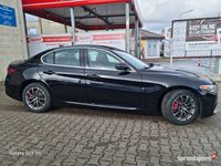 używany Alfa Romeo Giulia 2.0 T Veloce TI Q4 280 KM gwarancja