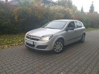 używany Opel Astra 1.4dm 90KM 2004r. 191 000km