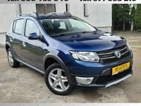 Używany Dacia Sandero Stepway 90 KM (66 kW) 2016 Niebieski (metalik) Hatchback