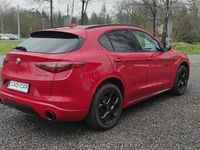 używany Alfa Romeo Stelvio 2dm 280KM 2017r. 56 000km