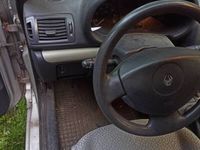 używany Renault Clio z dodatkami