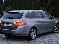 Używany Peugeot 308 150 KM (110 kW) 2015 Srebrny Kombi