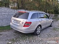 Używany Mercedes C220 170 KM (125 kW) 2010 Srebrny Kombi