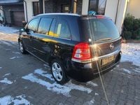 Używany Opel Zafira Cosmo 140 KM (102 kW) 2009 Czarny Minivan