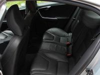 używany Volvo S60 wyposarzenie premium