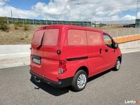 Używany Nissan NV200 2012 Czerwony Minivan