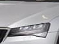 Używany Skoda Superb 150 KM (110 kW) 2021 Srebrny Kombi