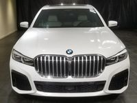 używany BMW 750 4.4dm 523KM 2021r. 57 388km