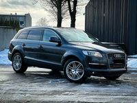 używany Audi Q7 4.1dm 326KM 2008r. 327 000km