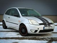 używany Ford Fiesta 1.3dm 70KM 2005r. 249 398km