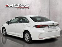 Używany Toyota Corolla Active 98 KM (72 kW) 2022 Biały Sedan/Limuzyna